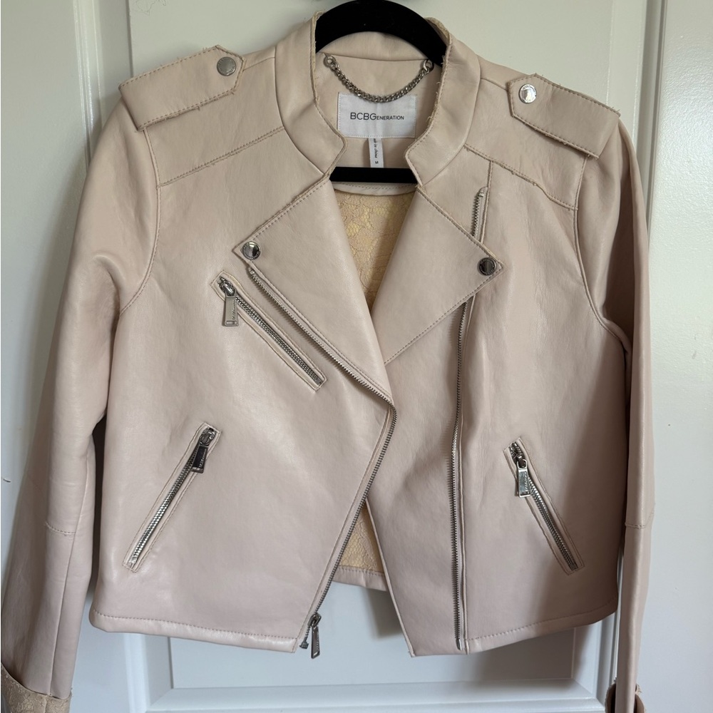 BCBGMAXAZRIA Women's Cream Moto Jacket